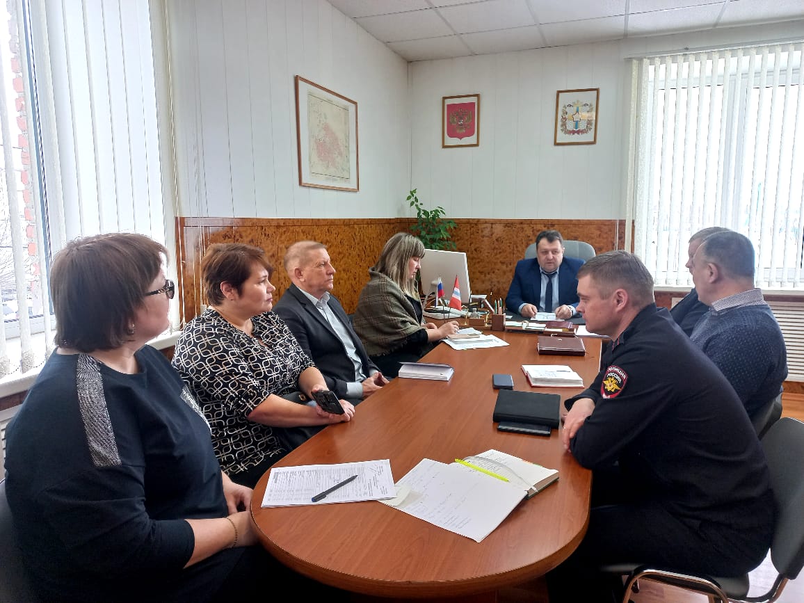 На оргкомитете обсудили подготовку к празднику Масленицы..